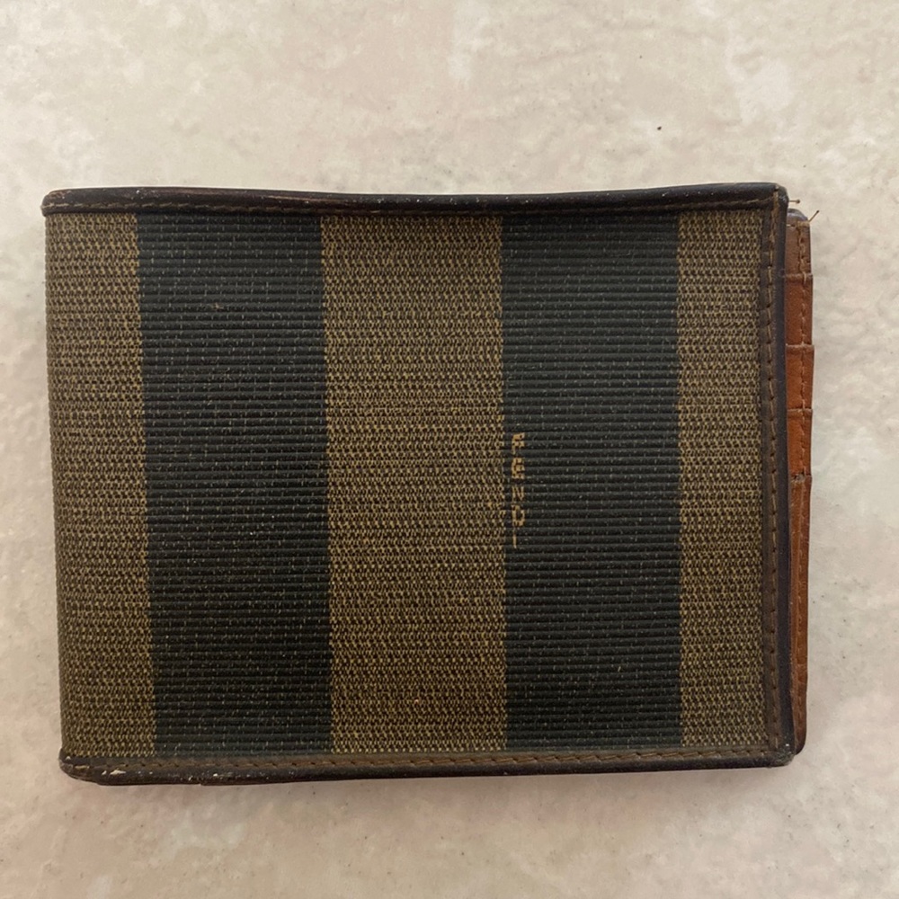Fendi pequin vintage wallet